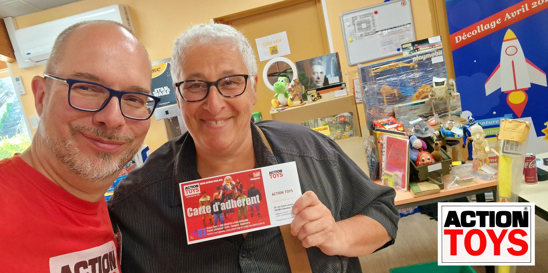 Viens prendre toi aussi ta carte d'adhérant chez Action Toys !